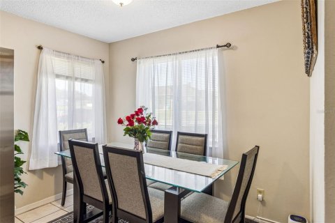 Villa ou maison à vendre à Deltona, Floride: 3 chambres, 108.51 m2 № 2437166 - photo 6