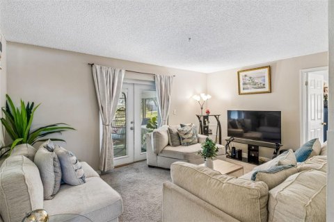 Villa ou maison à vendre à Deltona, Floride: 3 chambres, 108.51 m2 № 2437166 - photo 9