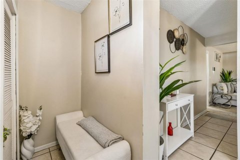 Villa ou maison à vendre à Deltona, Floride: 3 chambres, 108.51 m2 № 2437166 - photo 3