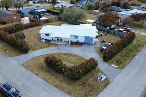 Villa ou maison à vendre à Stuart, Floride: 4 chambres, 154.96 m2 № 2272567 - photo 29