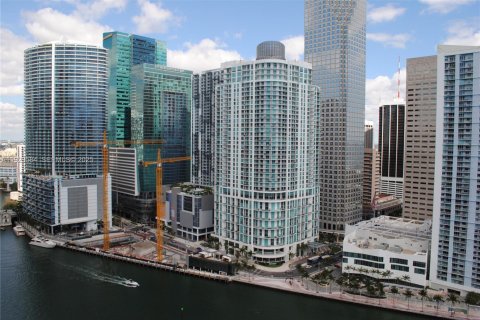 Condo in Miami, Florida, 2 bedrooms  № 1988436 - photo 9