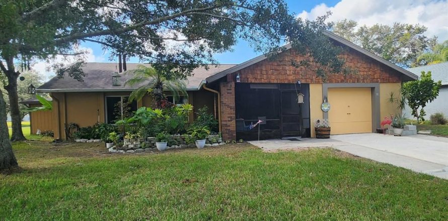 Casa en Kissimmee, Florida 3 dormitorios, 113.15 m2 № 2123856