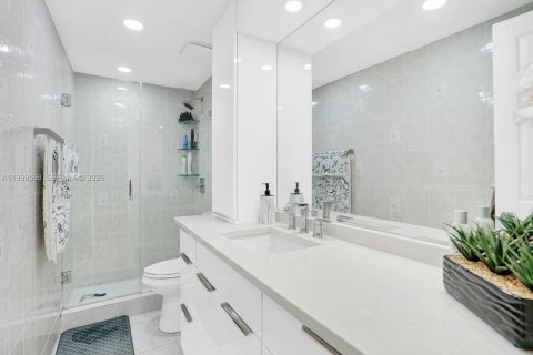 Copropriété à louer à Miami, Floride: 3 chambres, 157.93 m2 № 2064348 - photo 16