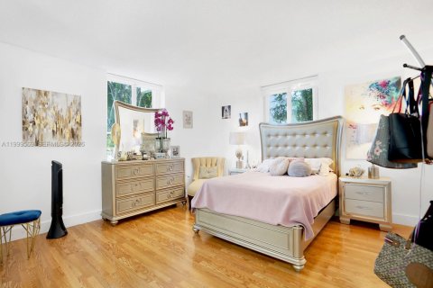 Copropriété à louer à Miami, Floride: 3 chambres, 157.93 m2 № 2064348 - photo 17
