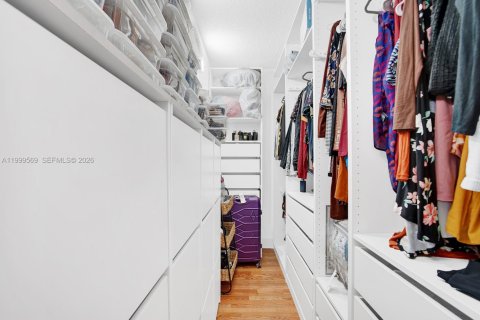 Copropriété à louer à Miami, Floride: 3 chambres, 157.93 m2 № 2064348 - photo 19
