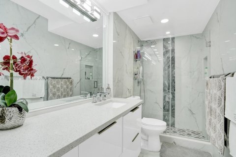 Copropriété à louer à Miami, Floride: 3 chambres, 157.93 m2 № 2064348 - photo 18
