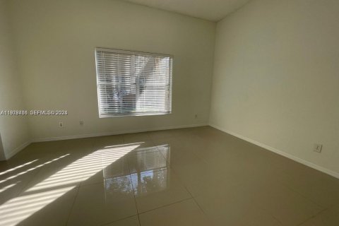 Touwnhouse à louer à Weston, Floride: 2 chambres, 110.46 m2 № 2043797 - photo 22