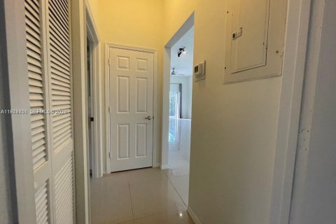 Touwnhouse à louer à Weston, Floride: 2 chambres, 110.46 m2 № 2043797 - photo 21