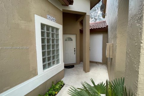 Touwnhouse à louer à Weston, Floride: 2 chambres, 110.46 m2 № 2043797 - photo 2