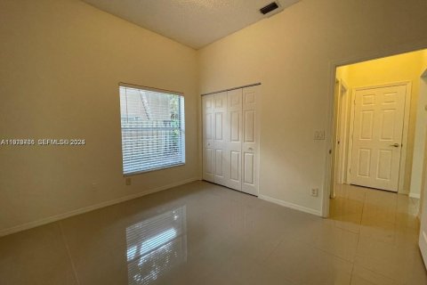 Touwnhouse à louer à Weston, Floride: 2 chambres, 110.46 m2 № 2043797 - photo 19