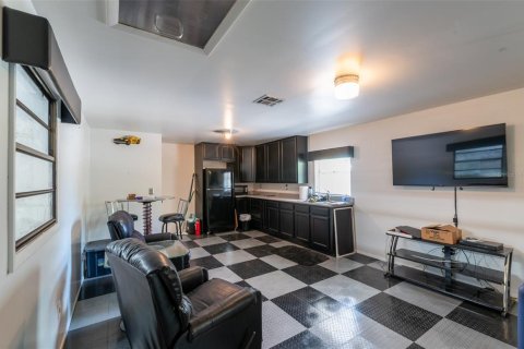 Propiedad comercial en venta en Saint Lucie, Florida, 605.72 m2 № 1724916 - foto 18