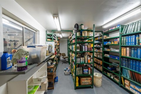 Propiedad comercial en venta en Saint Lucie, Florida, 605.72 m2 № 1724916 - foto 7