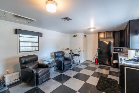 Propiedad comercial en venta en Saint Lucie, Florida, 605.72 m2 № 1724916 - foto 19