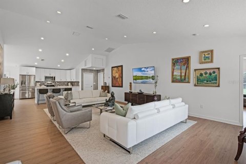 Casa en venta en Orlando, Florida, 3 dormitorios, 192.21 m2 № 1907556 - foto 7