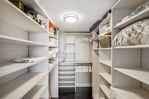 Condominio en alquiler en Bal Harbour, Florida, 1 dormitorio, 83.24 m2 № 2054579 - foto 20