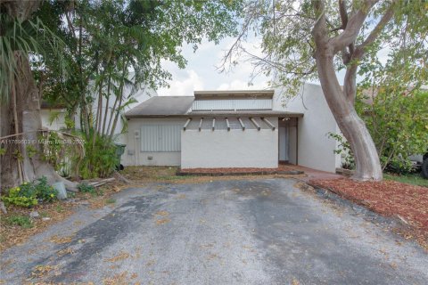 House in Homestead, Florida 2 bedrooms, 98.48 sq.m. № 1692287 - photo 1