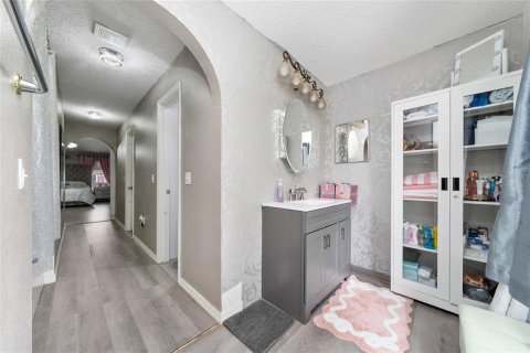 Casa en venta en Davenport, Florida, 4 dormitorios, 280.01 m2 № 1877196 - foto 18