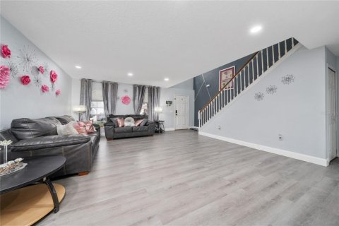 Casa en venta en Davenport, Florida, 4 dormitorios, 280.01 m2 № 1877196 - foto 5