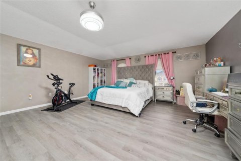 Casa en venta en Davenport, Florida, 4 dormitorios, 280.01 m2 № 1877196 - foto 13
