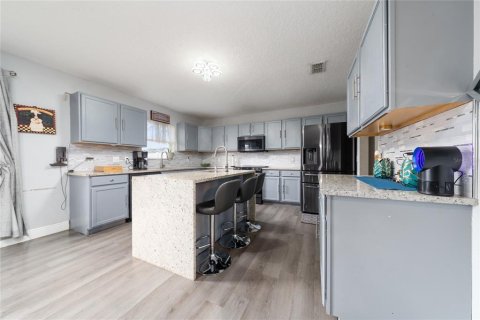 Casa en venta en Davenport, Florida, 4 dormitorios, 280.01 m2 № 1877196 - foto 7