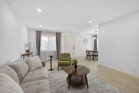 Copropriété à vendre à West Palm Beach, Floride: 2 chambres, 75.62 m2 № 2247292 - photo 12