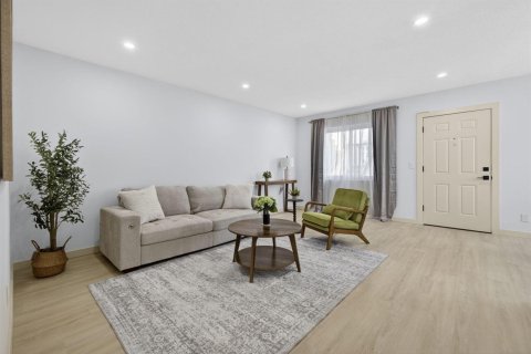 Copropriété à vendre à West Palm Beach, Floride: 2 chambres, 75.62 m2 № 2247292 - photo 10