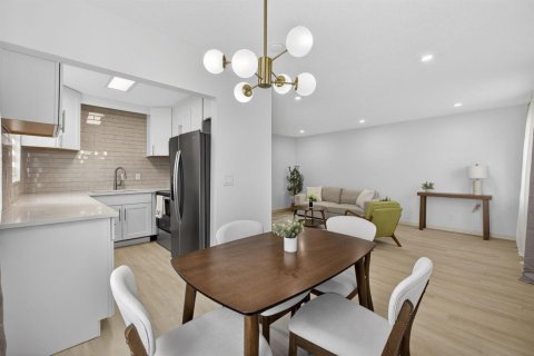 Copropriété à vendre à West Palm Beach, Floride: 2 chambres, 75.62 m2 № 2247292 - photo 14