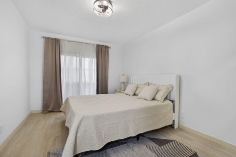 Copropriété à vendre à West Palm Beach, Floride: 2 chambres, 75.62 m2 № 2247292 - photo 21