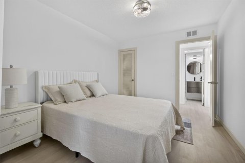 Copropriété à vendre à West Palm Beach, Floride: 2 chambres, 75.62 m2 № 2247292 - photo 22