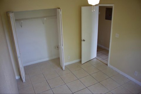 Townhouse in Coral Springs, Florida 3 bedrooms, 101.26 sq.m. № 2086385 - photo 10