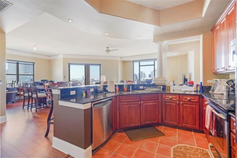 Condominio en venta en Tampa, Florida, 2 dormitorios, 147.99 m2 № 2431775 - foto 21