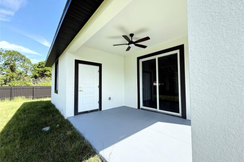 Casa en venta en Lehigh Acres, Florida, 3 dormitorios № 1965540 - foto 16