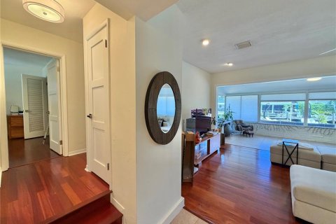 Villa ou maison à vendre à Wilton Manors, Floride: 3 chambres, 153.94 m2 № 2388657 - photo 14