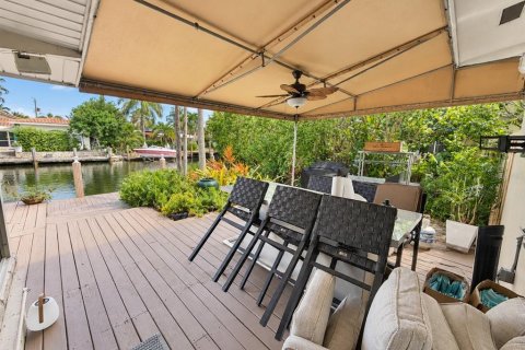 Villa ou maison à vendre à Wilton Manors, Floride: 3 chambres, 153.94 m2 № 2388657 - photo 27