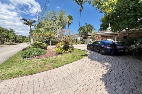Villa ou maison à vendre à Wilton Manors, Floride: 3 chambres, 153.94 m2 № 2388657 - photo 6