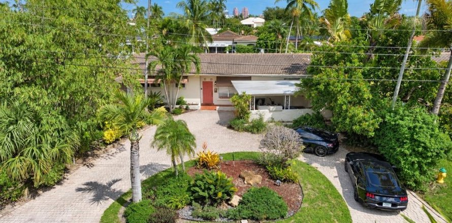 Villa ou maison à Wilton Manors, Floride 3 chambres, 153.94 m2 № 2388657