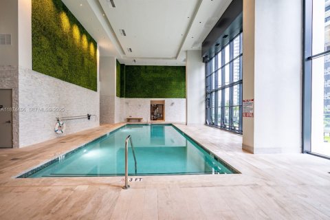 Condominio en venta en Miami, Florida, 2 dormitorios, 122.07 m2 № 2034331 - foto 8