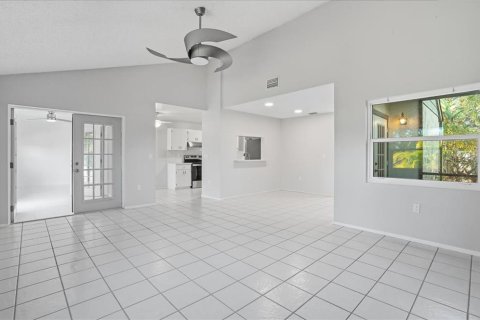 Villa ou maison à vendre à Sarasota, Floride: 2 chambres, 117.8 m2 № 2147721 - photo 20
