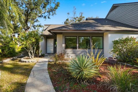 Villa ou maison à vendre à Sarasota, Floride: 2 chambres, 117.8 m2 № 2147721 - photo 5
