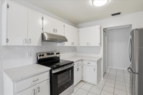 Villa ou maison à vendre à Sarasota, Floride: 2 chambres, 117.8 m2 № 2147721 - photo 27