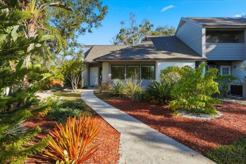 Villa ou maison à vendre à Sarasota, Floride: 2 chambres, 117.8 m2 № 2147721 - photo 6