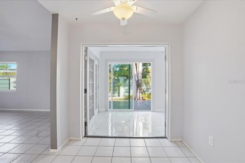 Villa ou maison à vendre à Sarasota, Floride: 2 chambres, 117.8 m2 № 2147721 - photo 24