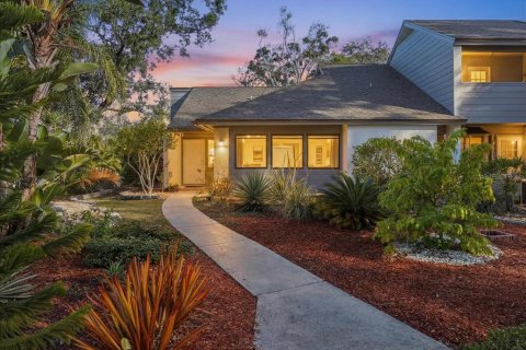 Villa ou maison à Sarasota, Floride 2 chambres, 117.8 m2 № 2147721