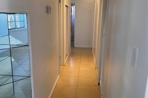 Купить виллу или дом в Майами, Флорида 4 спальни, 130.16м2, № 1998256 - фото 4