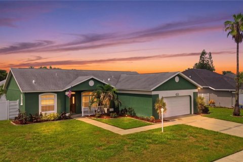 House in Palmetto, Florida 3 bedrooms, 167.97 sq.m. № 2339168