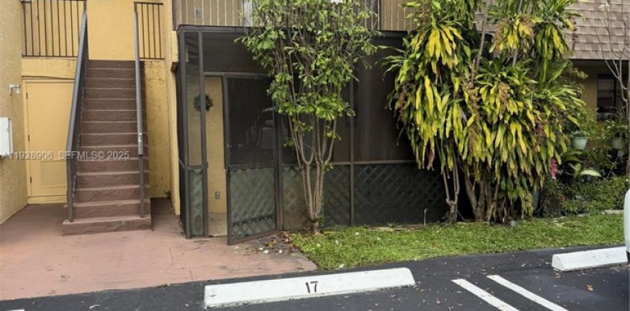 Квартира в Помпано-Бич, Флорида 2 спальни, 84.08м2 № 1987862