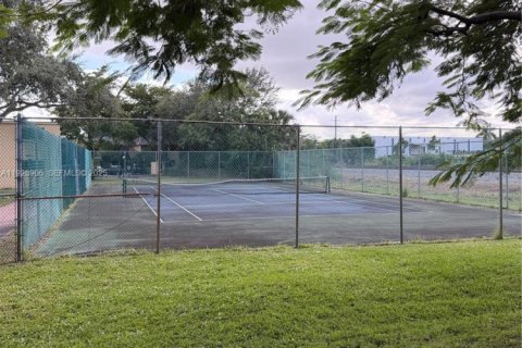 Снять в аренду квартиру в Помпано-Бич, Флорида 2 спальни, 84.08м2, № 1987862 - фото 15