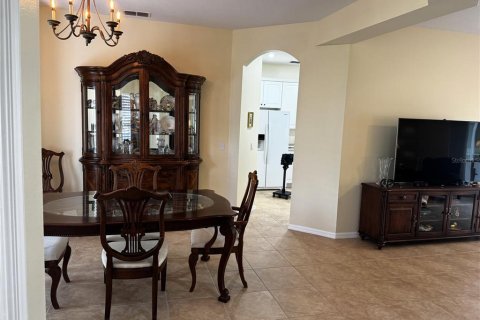House in Kissimmee, Florida 3 bedrooms, 192.12 sq.m. № 1857684 - photo 8
