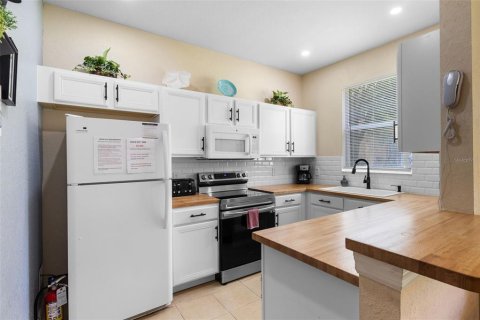 Touwnhouse à vendre à Davenport, Floride: 4 chambres, 138.61 m2 № 1787760 - photo 10