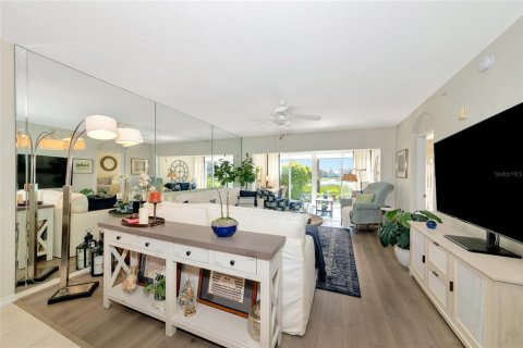 Купить кондоминиум в Венеция, Флорида 8 комнат, 128.58м2, № 1851005 - фото 17